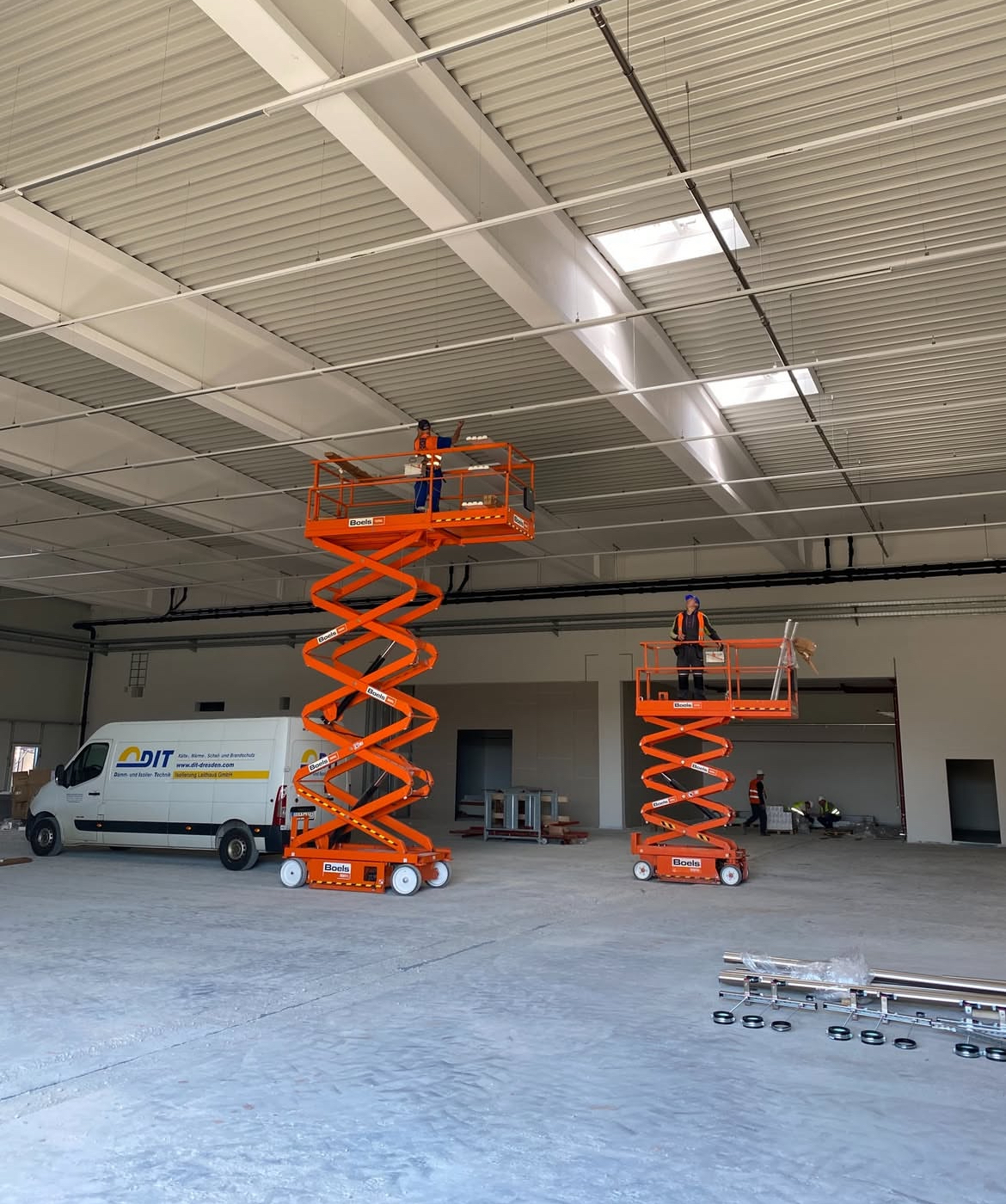 Průmyslová hala — montáž